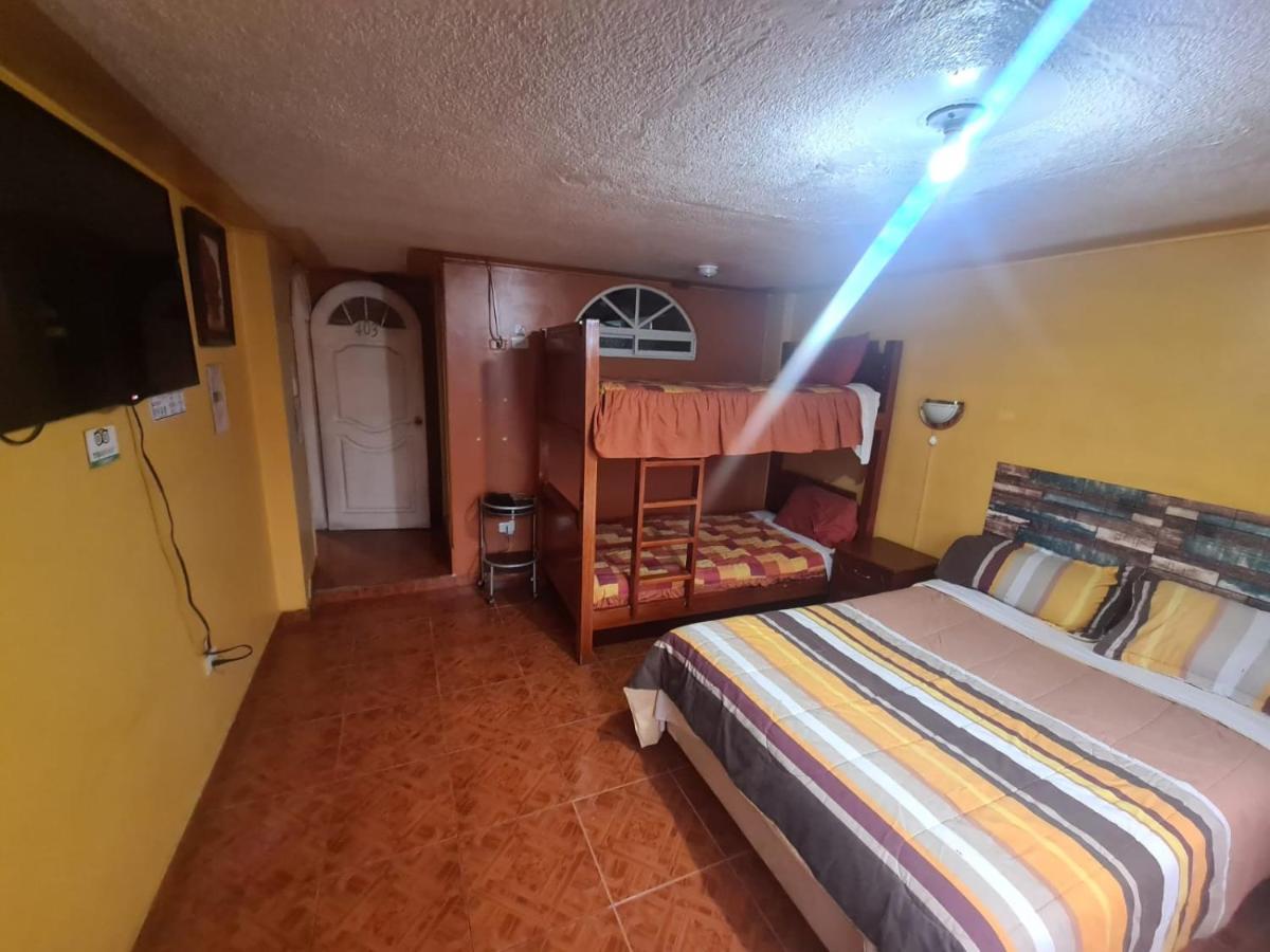 Hostal Miguel Angel Hotel Quito Exterior photo